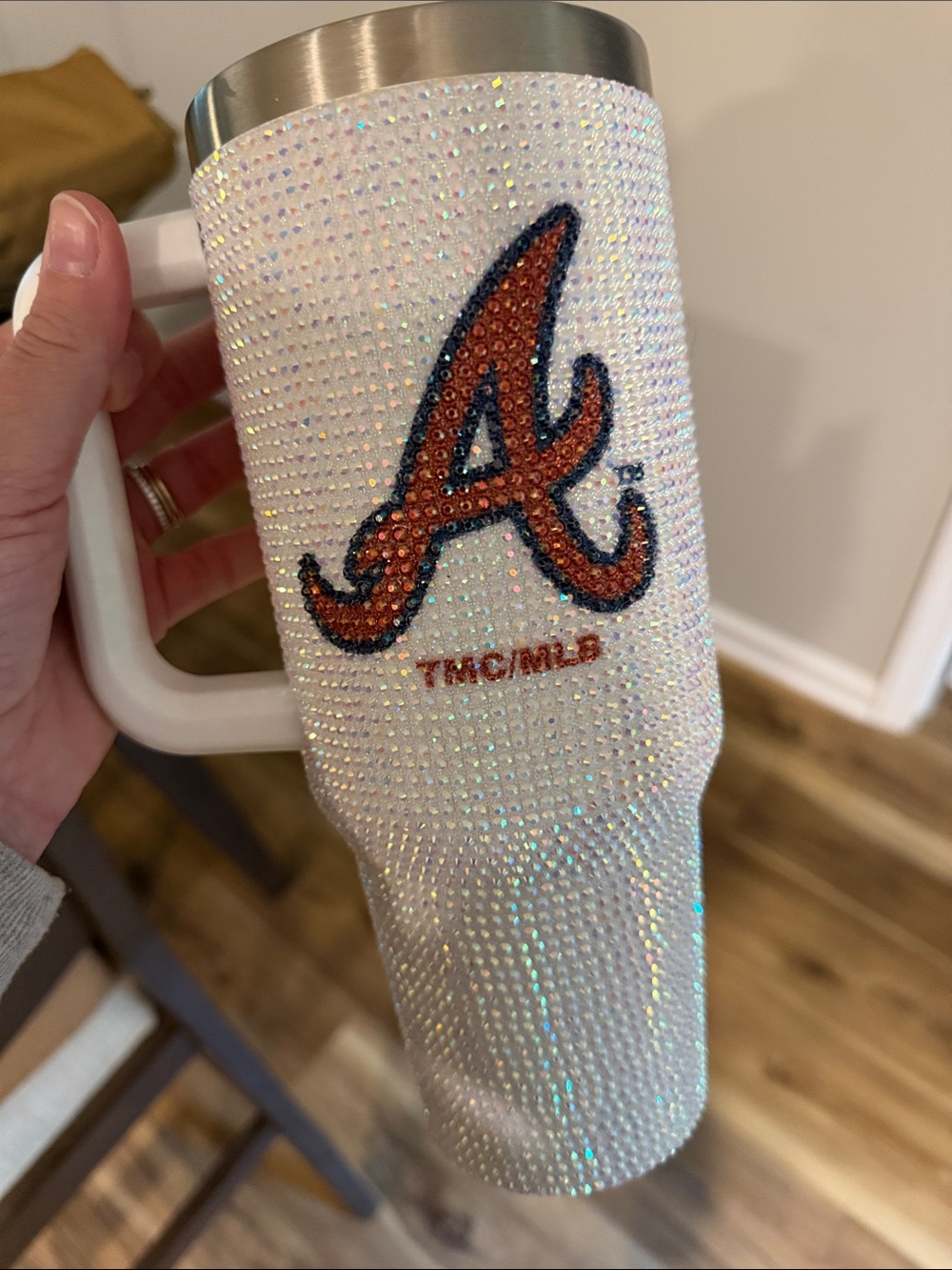 Atlanta Braves Crystal-Embellished Stainless Steel Tumbler - White